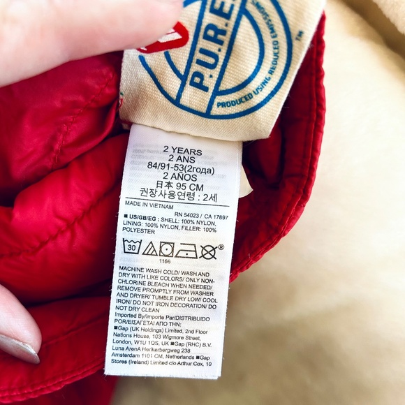 Gap toddler red lightweight puffer jacket - Picture 5 of 5